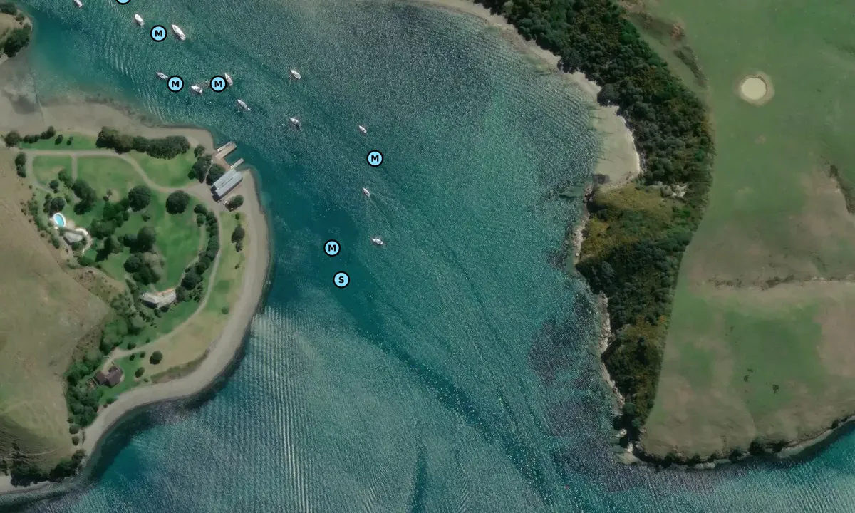 Satelite image of Huruhi Harbor