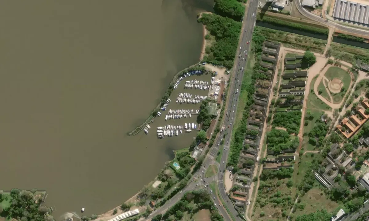 Satelite image of Iate Clube Guaíba