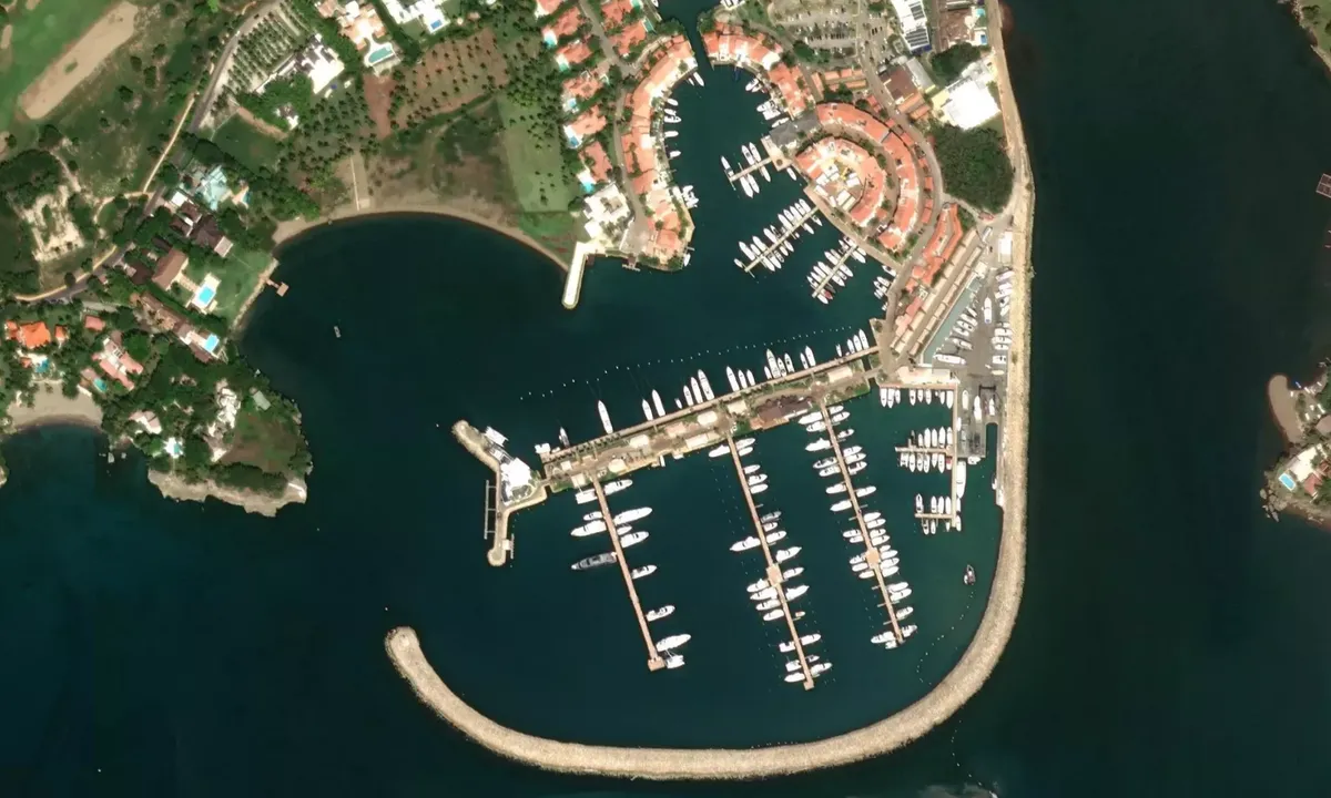 Flyfoto av Ib Nautica Shipyard