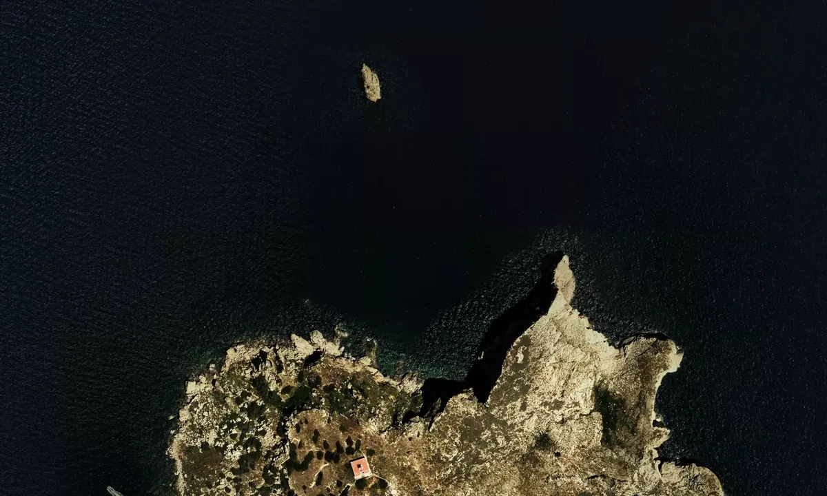 Flyfoto av Illes Médes North