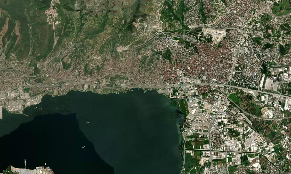 Flyfoto av Izmit Marina