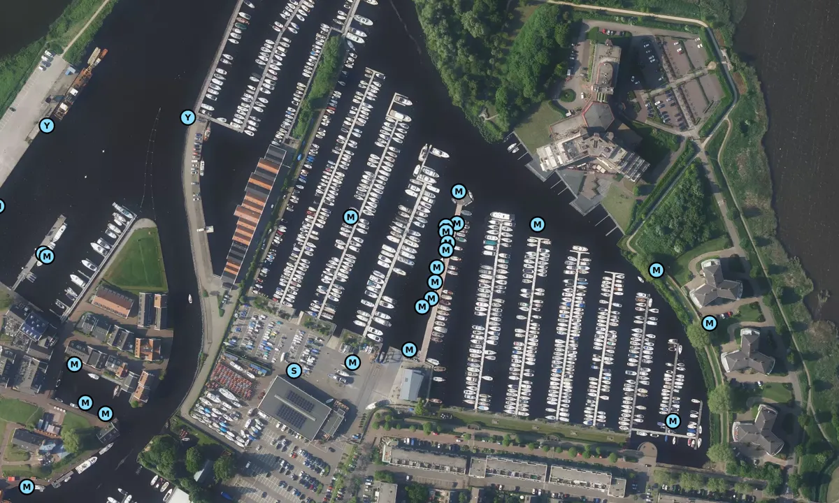 Satelite image of Jachthaven 't Huizerhoofd