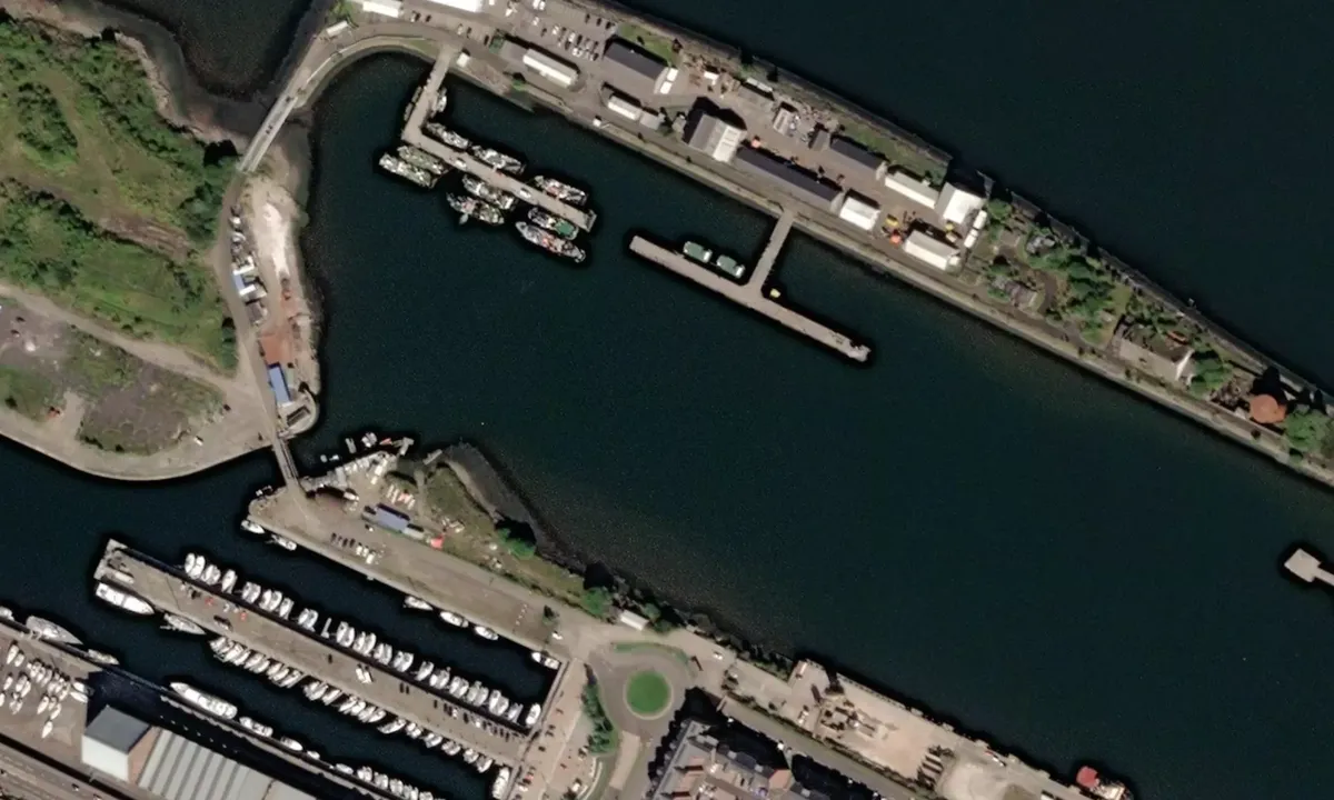 Flyfoto av James Watt Dock Marina