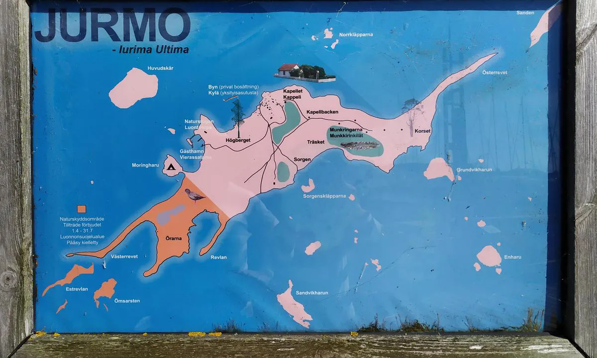 Jurmo (Saaristomeri): Island map, Orange area is restricted area. Nature preserve.
