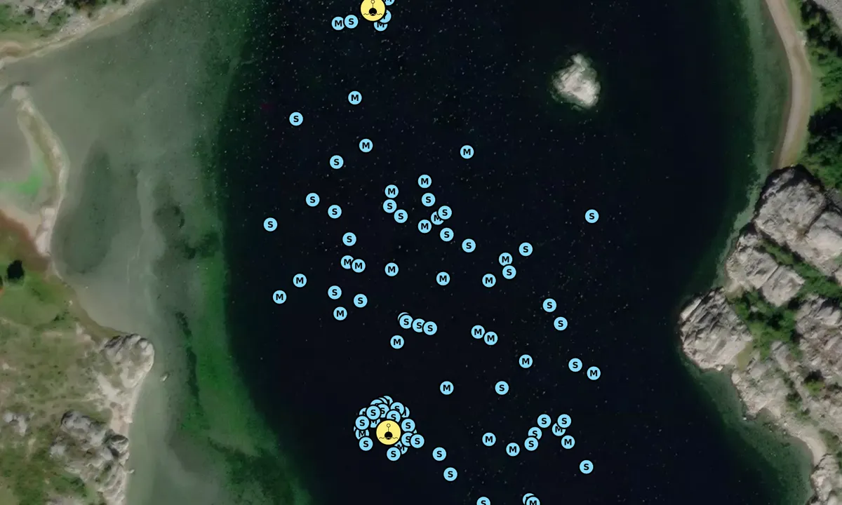 Satelite image of Kalvön - indre basseng