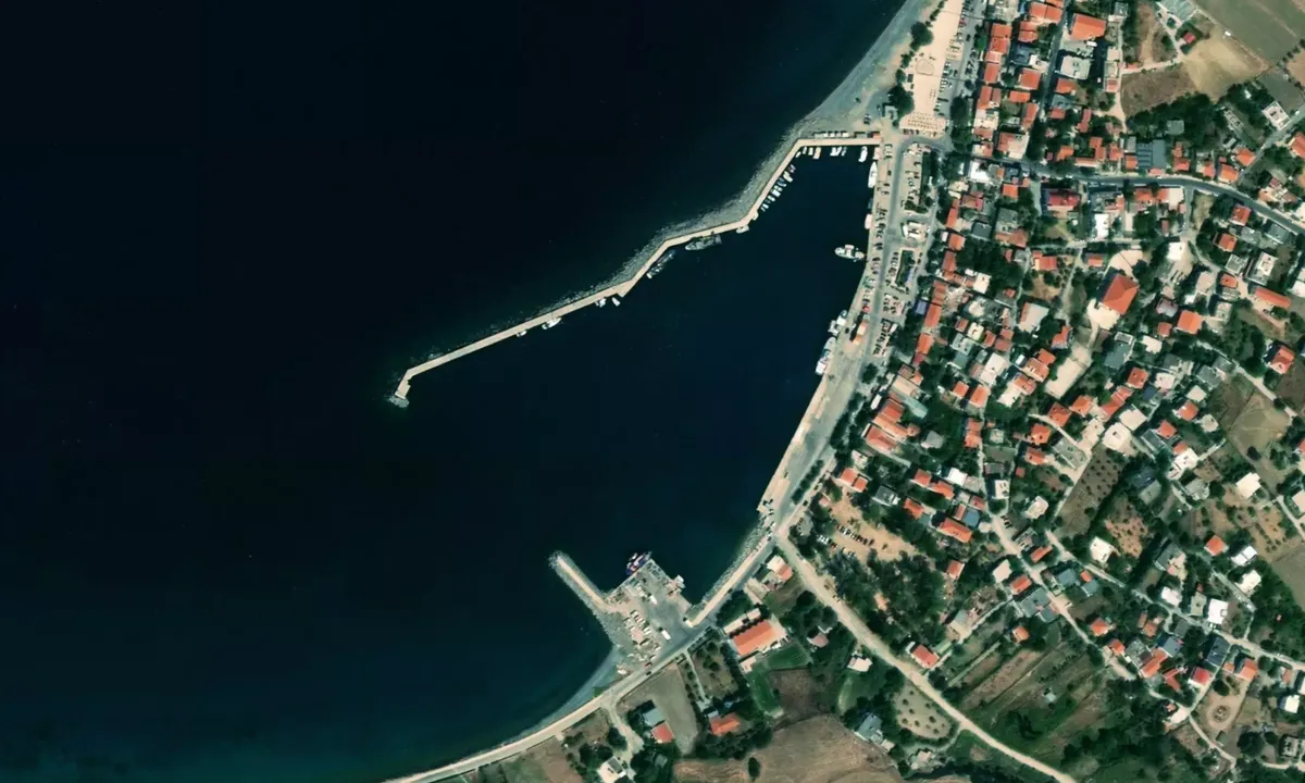 Flyfoto av Kamariotissa