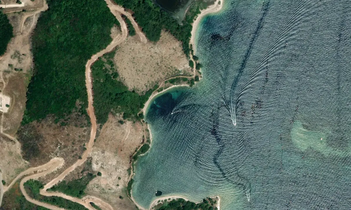 Satelite image of Kaminakia Bay