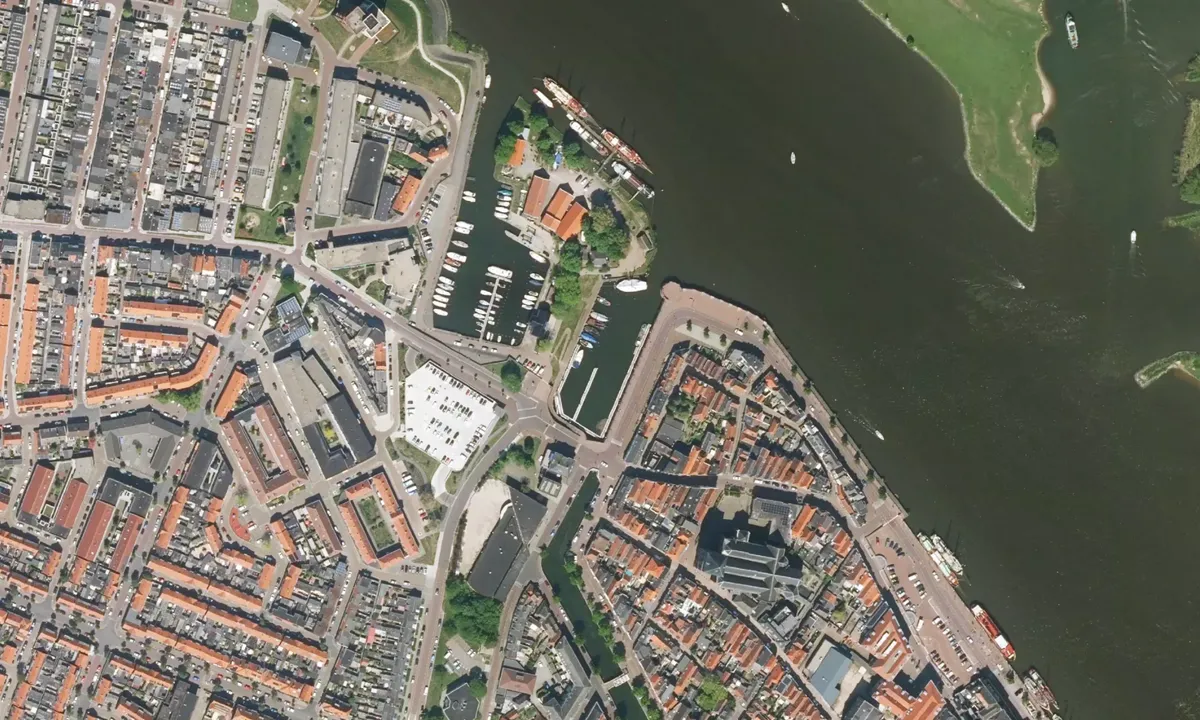 Flyfoto av Kampen