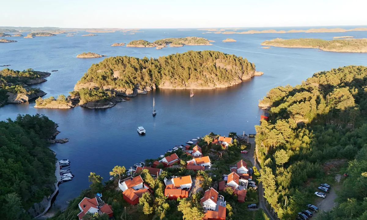 Kastekilen - Fugløy: Prima ankergrond en een mooie baai.