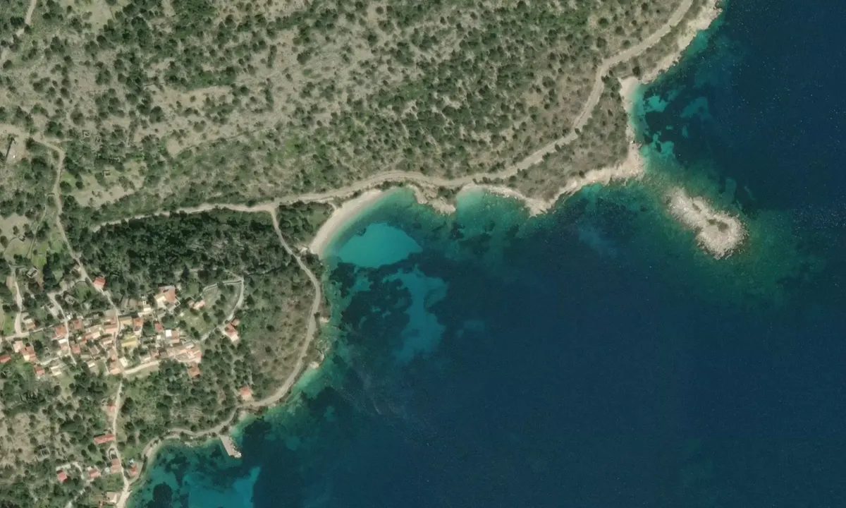 Flyfoto av Kastos 1