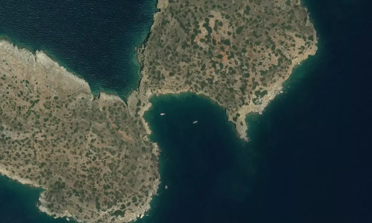 Flyfoto av Kelevini Islands South