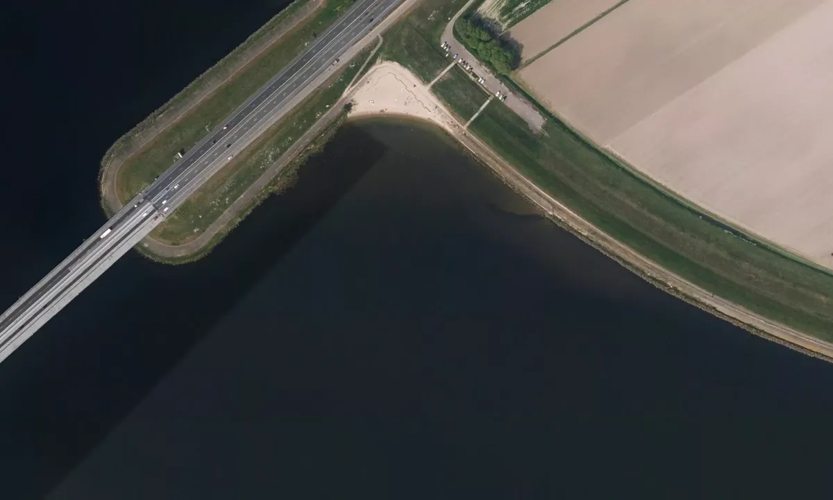 Flyfoto av Ketelbrug NE