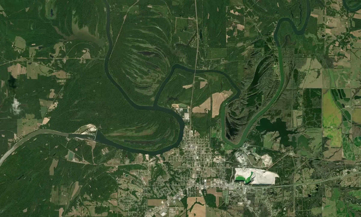 Flyfoto av Kingfisher Bay Marina - Demopolis