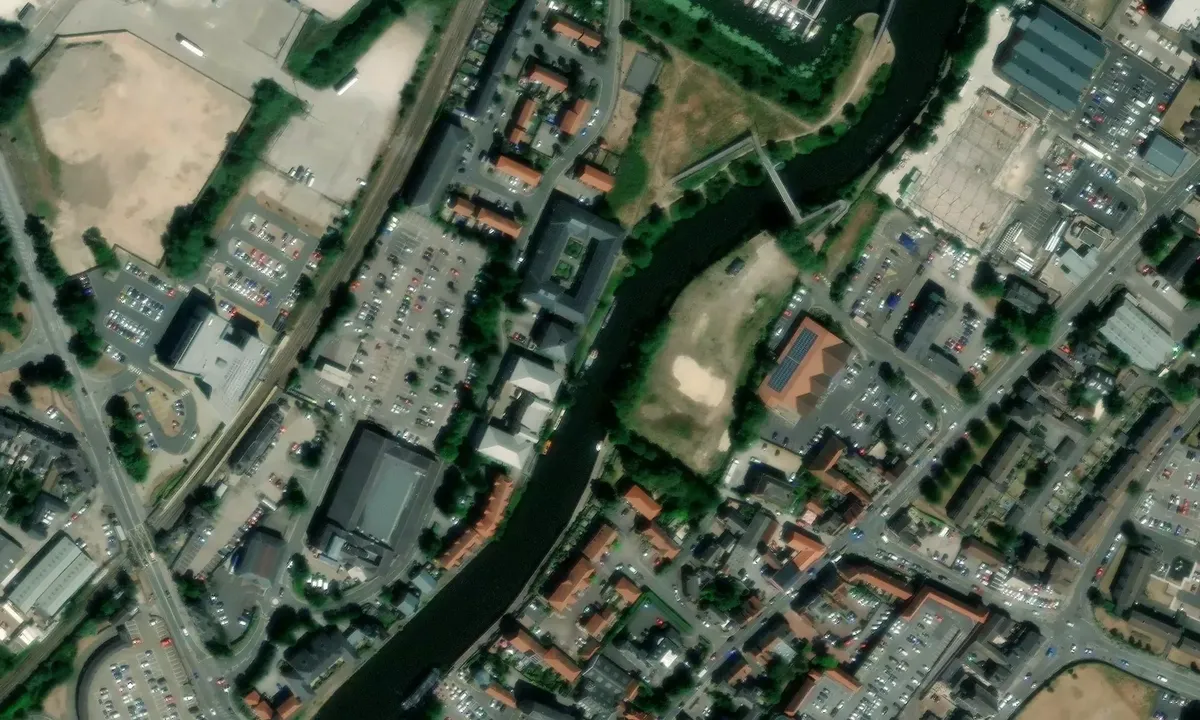 Satelite image of Kings Marina - Newark