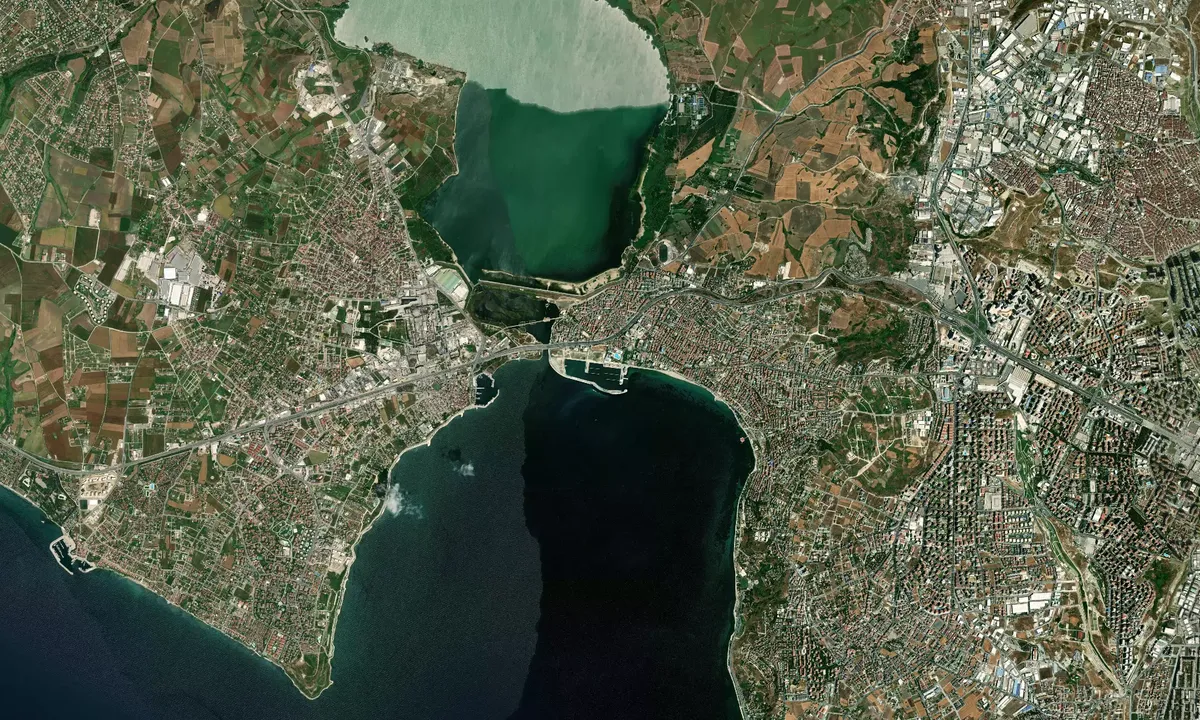 Flyfoto av Kıyı Marina