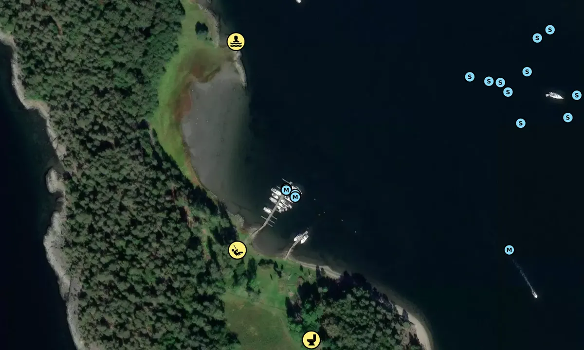 Satelite image of Kommersøya Øst, Grisebukta (Tømmeret)