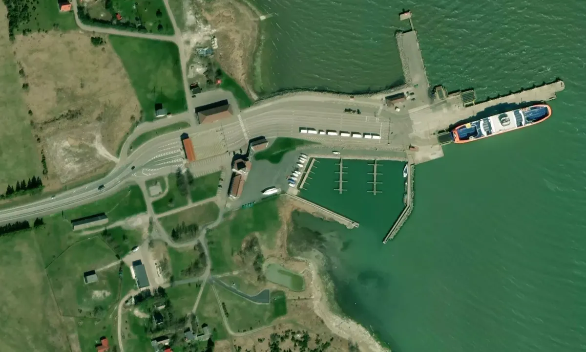 Flyfoto av Kuivastu Yacht Marina