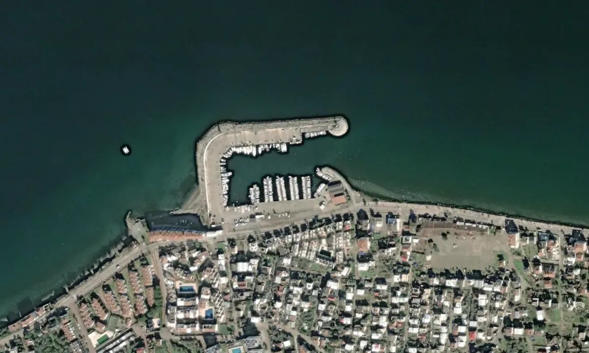 Flyfoto av Kurşunlu Marina
