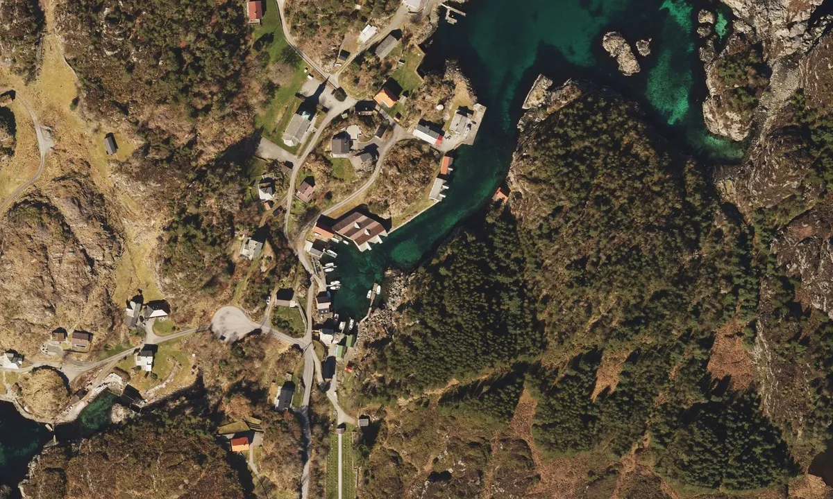 Flyfoto av Kvalvåg