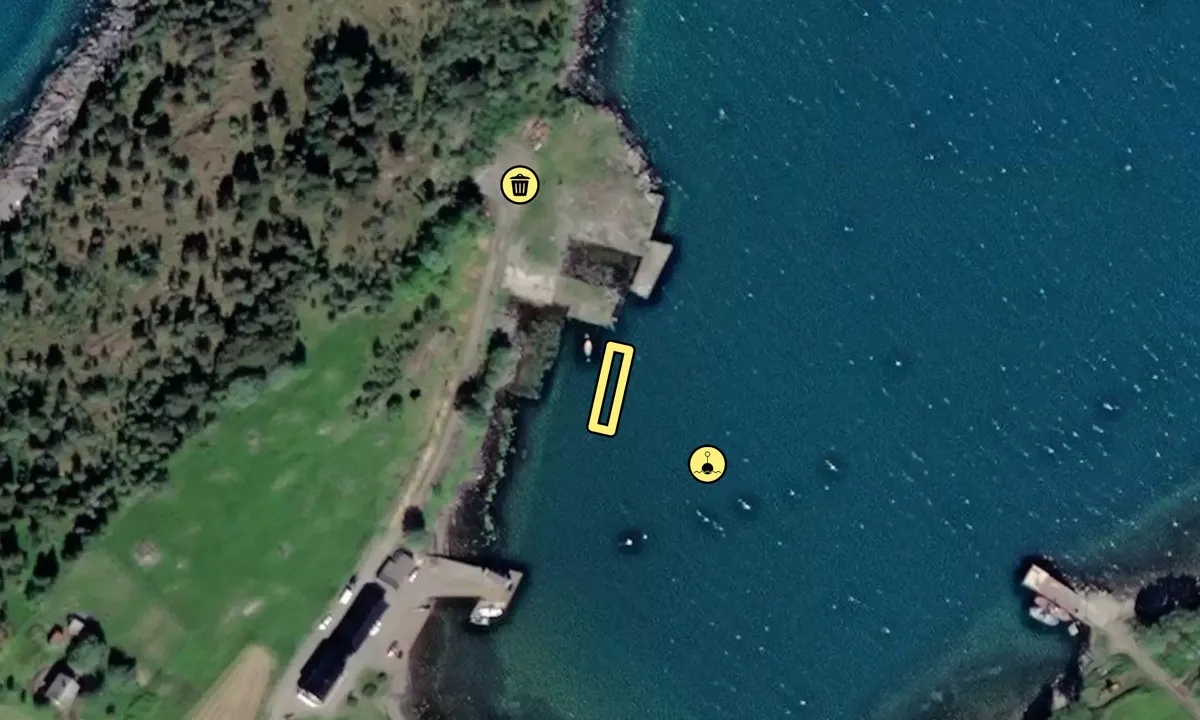 Satelite image of Kvitnes havn
