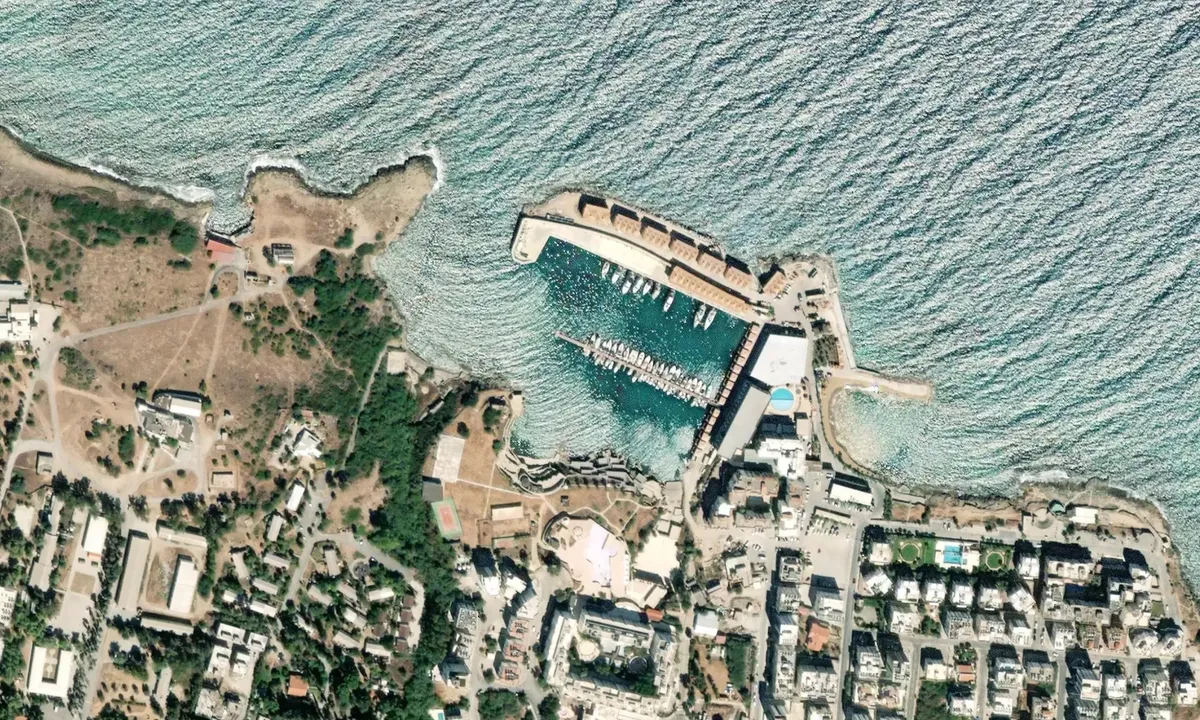 Flyfoto av Kyrenia Marina North Cyprus