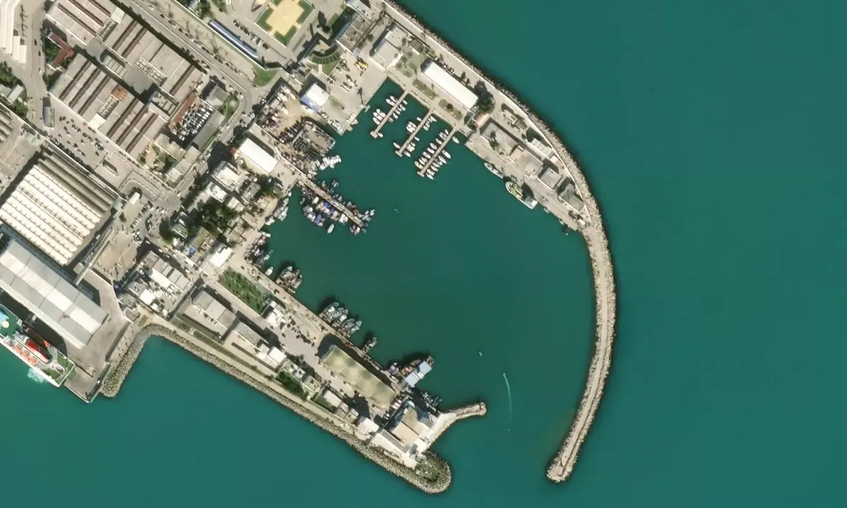 Satelite image of La Goulette Harbor