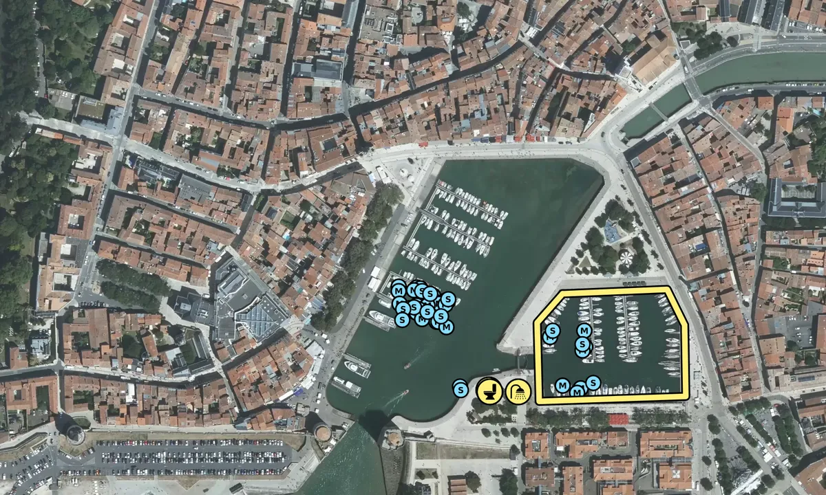Satelite image of La Rochelle Vieux Port