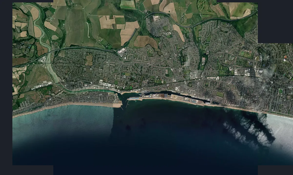 Flyfoto av Lady Bee Marina - Southwick