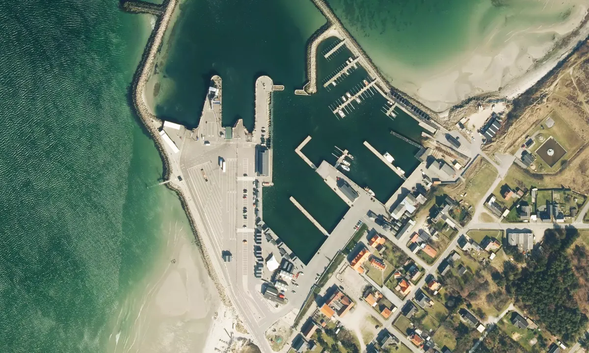 Flyfoto av Læsø Vestrø Havn