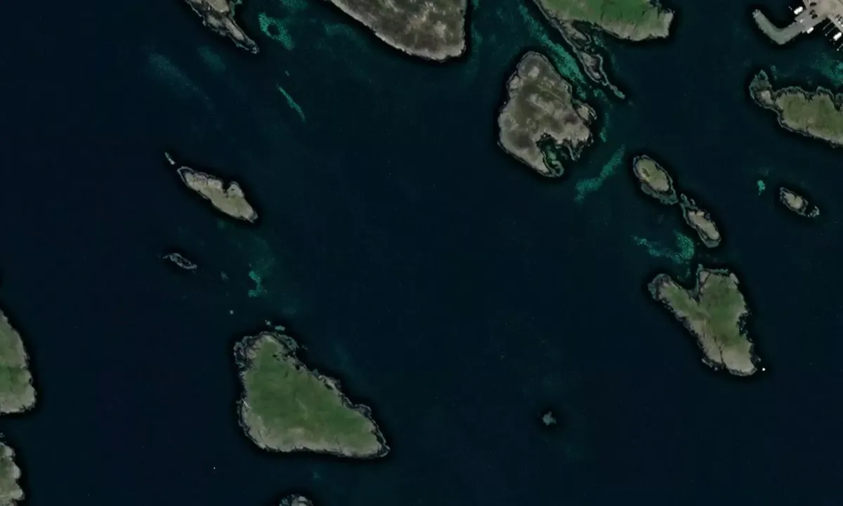 Satelite image of Langøy