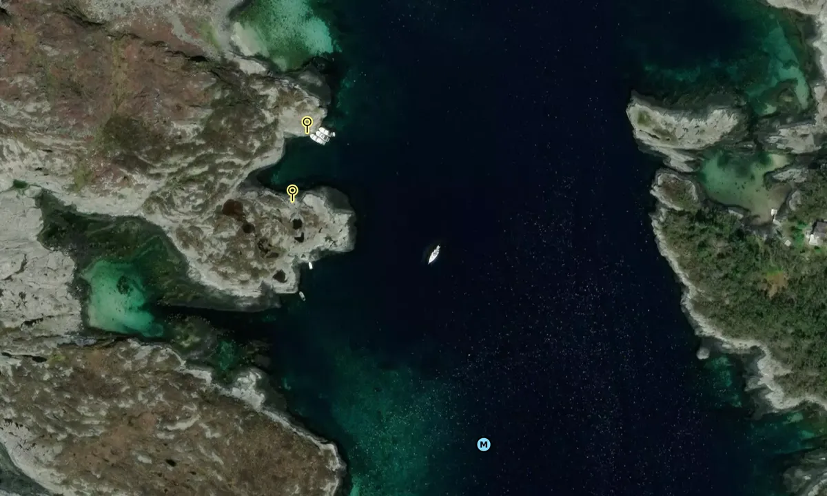 Satelite image of Langøyna