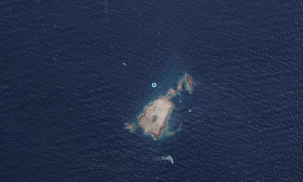 Satelite image of Le Lion de Mer