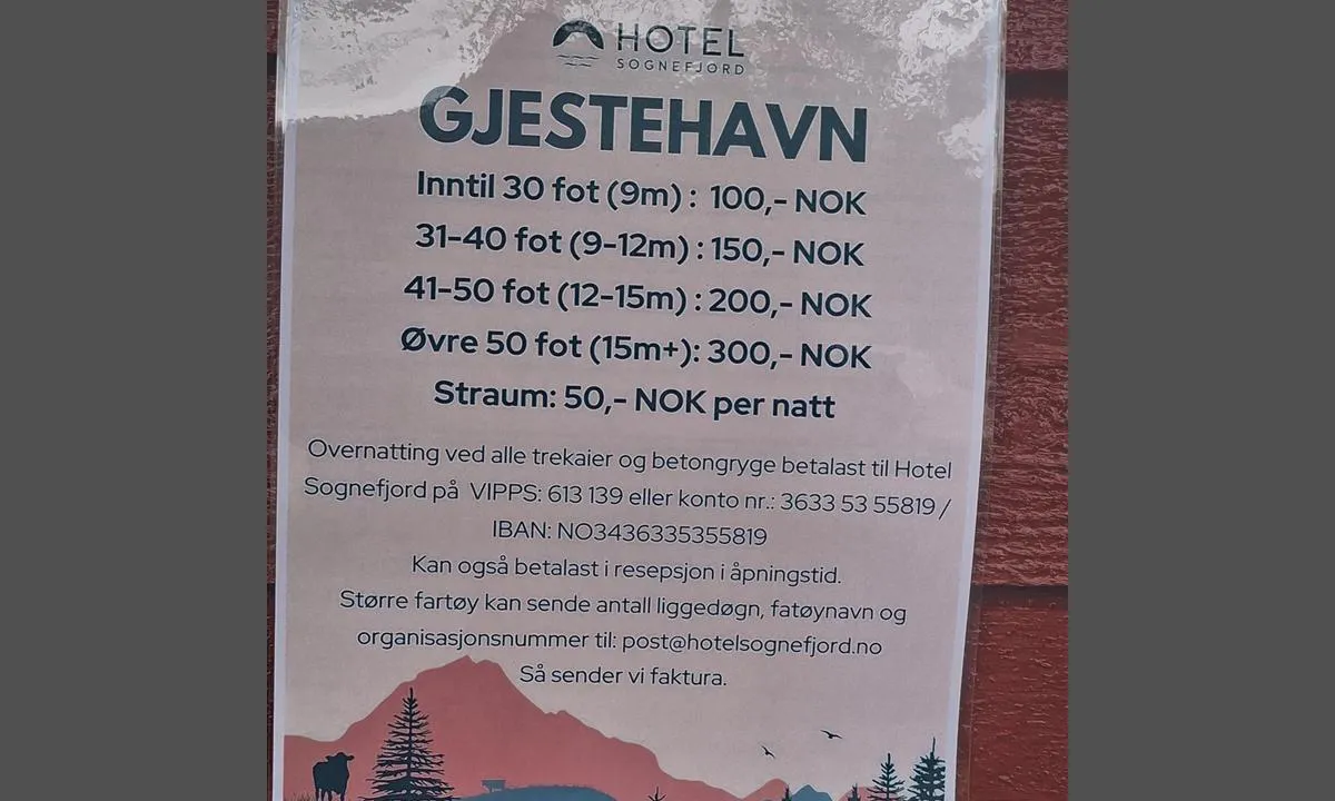 {"base": "no", "no": "Gebyr for overnatting i Leirvik Gjestekai. Gode sanit\u00e6r anlegg, men det trengs en lang skj\u00f8ytekabel for str\u00f8m. (Bild Dieter Schuerer, Juli 2026)", "se": "Avgift f\u00f6r \u00f6vernattning i Leirvik G\u00e4sthamn. Bra sanitetsanl\u00e4ggningar, men det beh\u00f6vs en l\u00e5ng f\u00f6rl\u00e4ngningskabel f\u00f6r el. (Bild Dieter Schuerer, Juli 2026)", "en": "Fee for overnight stay at Leirvik Guest Quay. Good sanitary facilities, but a long extension cable is needed for power. (Photo Dieter Schuerer, July 2026)", "da": "Gebyr for overnatning i Leirvik G\u00e6stekaie. Gode sanit\u00e6re faciliteter, men der er brug for et langt forl\u00e6ngerledning til str\u00f8m. (Foto Dieter Schuerer, juli 2026)", "fr": "Frais pour la nuit\u00e9e au quai d'accueil de Leirvik. Bonnes installations sanitaires, mais un long c\u00e2ble prolongateur est n\u00e9cessaire pour l'\u00e9lectricit\u00e9. (Photo Dieter Schuerer, juillet 2026)", "de": "Geb\u00fchr f\u00fcr \u00dcbernachtung im Leirvik G\u00e4stesteg. Gute sanit\u00e4re Anlagen, aber es wird ein langes Verl\u00e4ngerungskabel f\u00fcr Strom ben\u00f6tigt. (Bild Dieter Schuerer, Juli 2026)", "es": "Tarifa por pernoctar en Leirvik Gjestekai. Buenas instalaciones sanitarias, pero se necesita un cable de extensi\u00f3n largo para la electricidad. (Foto Dieter Schuerer, julio 2026)", "it": "Tariffa per il pernottamento al Leirvik Gjestekai. Buoni servizi igienici, ma \u00e8 necessario un lungo cavo di prolunga per l'elettricit\u00e0. (Foto Dieter Schuerer, luglio 2026)", "pt": "Taxa para pernoite no Cais de Visitantes de Leirvik. Boas instala\u00e7\u00f5es sanit\u00e1rias, mas \u00e9 necess\u00e1rio um cabo de extens\u00e3o longo para a energia el\u00e9trica. (Foto Dieter Schuerer, julho 2026)", "nl": "Havengeld voor overnachting in Leirvik Gjestekai. Goede sanitaire voorzieningen, maar er is een lange verloopkabel nodig voor stroom. (Foto Dieter Schuerer, juli 2026)", "pl": "Op\u0142ata za nocleg w Leirvik Gjestekai. Dobre zaplecze sanitarne, ale potrzebny jest d\u0142ugi przed\u0142u\u017cacz do zasilania. (Zdj\u0119cie Dieter Schuerer, lipiec 2026)", "uk": "\u041f\u043b\u0430\u0442\u0430 \u0437\u0430 \u043d\u043e\u0447\u0456\u0432\u043b\u044e \u0443 \u0433\u043e\u0441\u0442\u044c\u043e\u0432\u043e\u043c\u0443 \u043f\u0440\u0438\u0447\u0430\u043b\u0456 \u041b\u0435\u0439\u0440\u0432\u0456\u043a. \u0414\u043e\u0431\u0440\u0435 \u0441\u0430\u043d\u0456\u0442\u0430\u0440\u043d\u0435 \u043e\u0431\u043b\u0430\u0434\u043d\u0430\u043d\u043d\u044f, \u0430\u043b\u0435 \u0434\u043b\u044f \u0435\u043b\u0435\u043a\u0442\u0440\u043e\u043f\u043e\u0441\u0442\u0430\u0447\u0430\u043d\u043d\u044f \u043f\u043e\u0442\u0440\u0456\u0431\u0435\u043d \u0434\u043e\u0432\u0433\u0438\u0439 \u043f\u043e\u0434\u043e\u0432\u0436\u0443\u0432\u0430\u0447. (\u0424\u043e\u0442\u043e \u0414\u0456\u0442\u0435\u0440\u0430 \u0428\u044e\u0440\u0435\u0440\u0430, \u043b\u0438\u043f\u0435\u043d\u044c 2026)", "ro": "Tax\u0103 pentru cazare peste noapte \u00een Leirvik Gjestekai. Facilit\u0103\u021bi sanitare bune, dar este necesar un cablu de extensie lung pentru energie electric\u0103. (Fotografie Dieter Schuerer, iulie 2026)", "tr": "Leirvik Gjestekai'de konaklama \u00fccreti. \u0130yi hijyen tesisleri mevcut, ancak elektrik i\u00e7in uzun bir uzatma kablosuna ihtiya\u00e7 var. (Foto\u011fraf Dieter Schuerer, Temmuz 2026)", "el": "\u03a4\u03ad\u03bb\u03bf\u03c2 \u03b3\u03b9\u03b1 \u03b4\u03b9\u03b1\u03bd\u03c5\u03ba\u03c4\u03ad\u03c1\u03b5\u03c5\u03c3\u03b7 \u03c3\u03c4\u03bf \u039b\u03b9\u03bc\u03b5\u03bd\u03bf\u03b2\u03c1\u03b1\u03c7\u03af\u03bf\u03bd\u03b1 \u0395\u03c0\u03b9\u03c3\u03ba\u03b5\u03c0\u03c4\u03ce\u03bd Leirvik. \u039a\u03b1\u03bb\u03ad\u03c2 \u03b5\u03b3\u03ba\u03b1\u03c4\u03b1\u03c3\u03c4\u03ac\u03c3\u03b5\u03b9\u03c2 \u03c5\u03b3\u03b9\u03b5\u03b9\u03bd\u03ae\u03c2, \u03b1\u03bb\u03bb\u03ac \u03c7\u03c1\u03b5\u03b9\u03ac\u03b6\u03b5\u03c4\u03b1\u03b9 \u03ad\u03bd\u03b1 \u03bc\u03b1\u03ba\u03c1\u03cd \u03ba\u03b1\u03bb\u03ce\u03b4\u03b9\u03bf \u03b5\u03c0\u03ad\u03ba\u03c4\u03b1\u03c3\u03b7\u03c2 \u03b3\u03b9\u03b1 \u03c1\u03b5\u03cd\u03bc\u03b1. (\u03a6\u03c9\u03c4\u03bf\u03b3\u03c1\u03b1\u03c6\u03af\u03b1 Dieter Schuerer, \u0399\u03bf\u03cd\u03bb\u03b9\u03bf\u03c2 2026)", "cs": "Poplatek za p\u0159enocov\u00e1n\u00ed v Leirvik Gjestekai. Dobr\u00e9 sanit\u00e1rn\u00ed za\u0159\u00edzen\u00ed, ale je pot\u0159eba dlouh\u00fd prodlu\u017eovac\u00ed kabel na elekt\u0159inu. (Foto Dieter Schuerer, \u010dervenec 2026)", "hu": "D\u00edj az \u00e9jszakai tart\u00f3zkod\u00e1s\u00e9rt a Leirvik Vend\u00e9gkik\u00f6t\u0151ben. J\u00f3 szaniter l\u00e9tes\u00edtm\u00e9nyek, de hossz\u00fa hosszabb\u00edt\u00f3k\u00e1belre van sz\u00fcks\u00e9g az \u00e1ramhoz. (K\u00e9p Dieter Schuerer, 2026 j\u00falius)", "fi": "Maksu y\u00f6pymisest\u00e4 Leirvikin vierasvenesatamassa. Hyv\u00e4t saniteettitilat, mutta s\u00e4hk\u00f6\u00e4 varten tarvitaan pitk\u00e4 jatkokaapeli. (Kuva Dieter Schuerer, hein\u00e4kuu 2026)", "bg": "\u0422\u0430\u043a\u0441\u0430 \u0437\u0430 \u043d\u043e\u0449\u0443\u0432\u043a\u0430 \u0432 \u041b\u0435\u0439\u0440\u0432\u0438\u043a \u0433\u043e\u0441\u0442\u043e\u043f\u0440\u0438\u0435\u043c\u043d\u043e \u043f\u0440\u0438\u0441\u0442\u0430\u043d\u0438\u0449\u0435. \u0414\u043e\u0431\u0440\u0438 \u0441\u0430\u043d\u0438\u0442\u0430\u0440\u043d\u0438 \u0441\u044a\u043e\u0440\u044a\u0436\u0435\u043d\u0438\u044f, \u043d\u043e \u0435 \u043d\u0435\u043e\u0431\u0445\u043e\u0434\u0438\u043c \u0434\u044a\u043b\u044a\u0433 \u0443\u0434\u044a\u043b\u0436\u0438\u0442\u0435\u043b\u0435\u043d \u043a\u0430\u0431\u0435\u043b \u0437\u0430 \u0435\u043b\u0435\u043a\u0442\u0440\u043e\u0437\u0430\u0445\u0440\u0430\u043d\u0432\u0430\u043d\u0435. (\u0421\u043d\u0438\u043c\u043a\u0430 \u0414\u0438\u0442\u0435\u0440 \u0428\u044e\u0435\u0440\u0435\u0440, \u044e\u043b\u0438 2026)", "sr": "Naknada za preno\u0107i\u0161te u Leirvik gostuju\u0107em molu. Dobri sanitarni objekti, ali je potreban duga\u010dak produ\u017eni kabl za struju. (Slika Dieter Schuerer, jul 2026)", "et": "\u00d6\u00f6bimistasu Leirvik Gjestekai sadamas. Head sanitaartingimused, kuid elektrienergia jaoks on vaja pikka pikendusjuhet. (Foto: Dieter Schuerer, juuli 2026)", "lv": "Maksas par nak\u0161\u0146o\u0161anu Leirvik viesu piest\u0101tn\u0113. Labi sanit\u0101rie mezgli, bet nepiecie\u0161ams gar\u0161 pagarin\u0101t\u0101ja kabelis elektr\u012bbas piesl\u0113gumam. (Att\u0113ls Dieter Schuerer, 2026. gada j\u016blijs)", "lt": "Mokestys u\u017e nakvyn\u0119 Leirvik sve\u010di\u0173 prieplaukoje. Puikios sanitarin\u0117s patalpos, ta\u010diau elektros tiekimui reikalingas ilgas prailgintojas. (Nuotrauka Dieter Schuerer, 2026 m. liepa)"}