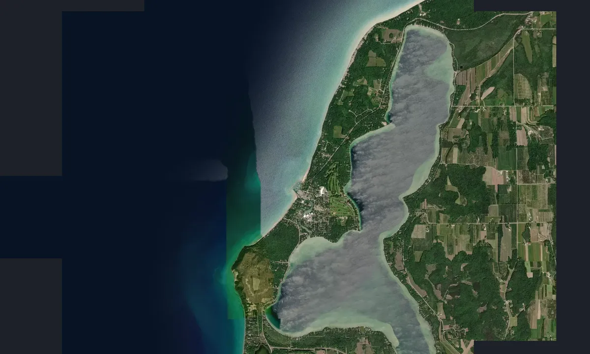 Flyfoto av Leland Township Harbor - Leelanau