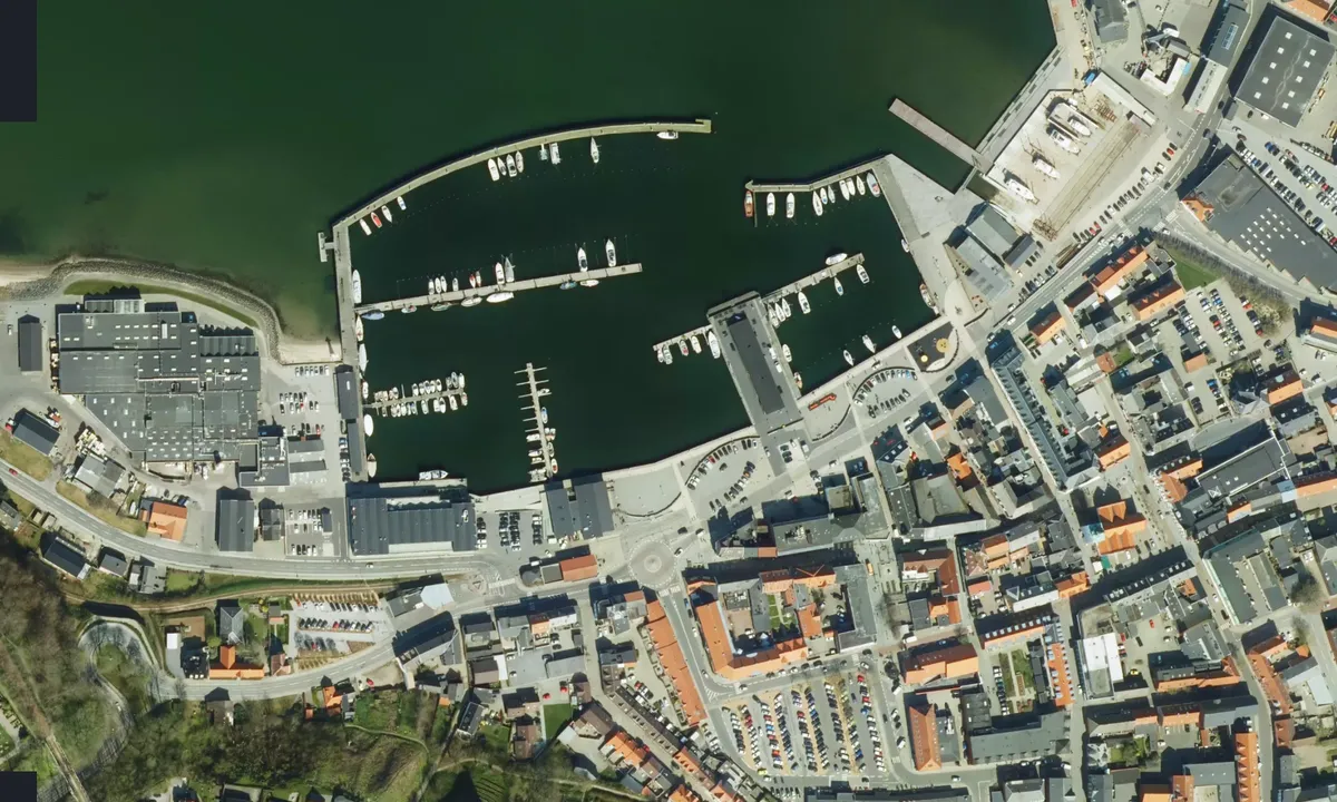 Flyfoto av Lemvig Havn