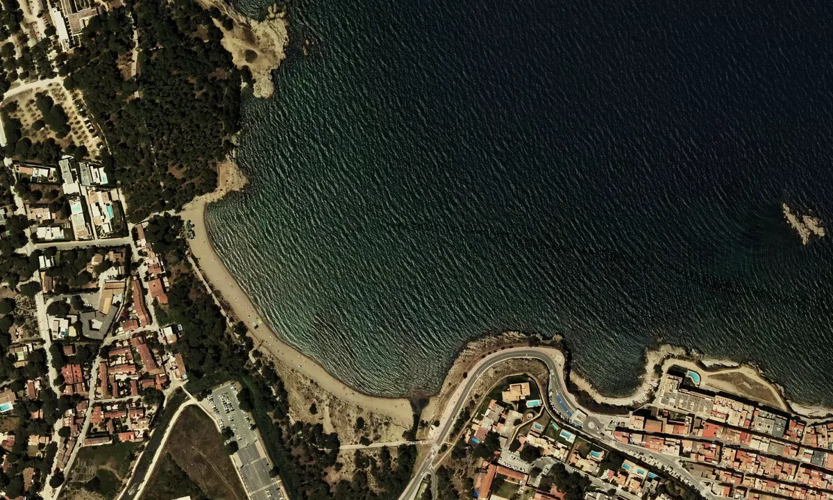 Flyfoto av Les Coves