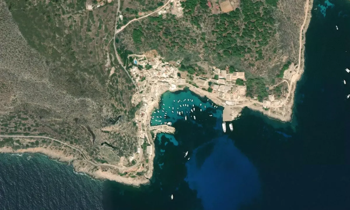 Flyfoto av Levanzo - Cala dogana