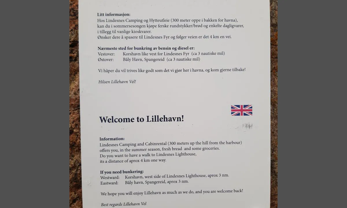 Lillehavn: {"base": "no", "no": "Informasjon til gjester. Pris NOK 50,- / EUR 5,-.", "se": "Information till g\u00e4ster. Pris NOK 50,- / EUR 5,-.", "en": "Information for guests. Price NOK 50,- / EUR 5,-.", "da": "Information til g\u00e6ster. Pris NOK 50,- / EUR 5,-.", "fr": "Information pour les invit\u00e9s. Prix NOK 50,- / EUR 5,-.", "de": "Informationen f\u00fcr G\u00e4ste. Preis NOK 50,- / EUR 5,-.", "es": "Informaci\u00f3n para invitados. Precio NOK 50,- / EUR 5,-.", "it": "Informazioni per gli ospiti. Prezzo NOK 50,- / EUR 5,-.", "pt": "Informa\u00e7\u00f5es para os h\u00f3spedes. Pre\u00e7o NOK 50,- / EUR 5,-.", "nl": "Informatie voor gasten. Prijs NOK 50,- / EUR 5,-.", "pl": "Informacje dla go\u015bci. Cena NOK 50,- / EUR 5,-.", "uk": "\u0406\u043d\u0444\u043e\u0440\u043c\u0430\u0446\u0456\u044f \u0434\u043b\u044f \u0433\u043e\u0441\u0442\u0435\u0439. \u0426\u0456\u043d\u0430 NOK 50,- / EUR 5,-.", "ro": "Informa\u021bii pentru oaspe\u021bi. Pre\u021b NOK 50,- / EUR 5,-.", "tr": "Misafirler i\u00e7in bilgi. Fiyat NOK 50,- / EUR 5,-.", "el": "\u03a0\u03bb\u03b7\u03c1\u03bf\u03c6\u03bf\u03c1\u03af\u03b5\u03c2 \u03b3\u03b9\u03b1 \u03b5\u03c0\u03b9\u03c3\u03ba\u03ad\u03c0\u03c4\u03b5\u03c2. \u03a4\u03b9\u03bc\u03ae NOK 50,- / EUR 5,-.", "cs": "Informace pro hosty. Cena 50 NOK / 5 EUR.", "hu": "Inform\u00e1ci\u00f3 a vend\u00e9gek sz\u00e1m\u00e1ra. \u00c1r NOK 50,- / EUR 5,-.", "fi": "Tietoa vieraille. Hinta NOK 50,- / EUR 5,-.", "bg": "\u0418\u043d\u0444\u043e\u0440\u043c\u0430\u0446\u0438\u044f \u0437\u0430 \u0433\u043e\u0441\u0442\u0438. \u0426\u0435\u043d\u0430 NOK 50,- / EUR 5,-.", "sr": "\u0418\u043d\u0444\u043e\u0440\u043c\u0430\u0446\u0438\u0458\u0435 \u0437\u0430 \u0433\u043e\u0441\u0442\u0435. \u0426\u0435\u043d\u0430 NOK 50,- / EUR 5,-.", "et": "Teave k\u00fclalistele. Hind NOK 50,- / EUR 5,-.", "lv": "Inform\u0101cija viesiem. Cena NOK 50,- / EUR 5,-.", "lt": "Informacija sve\u010diams. Kaina NOK 50,- / EUR 5,-."}