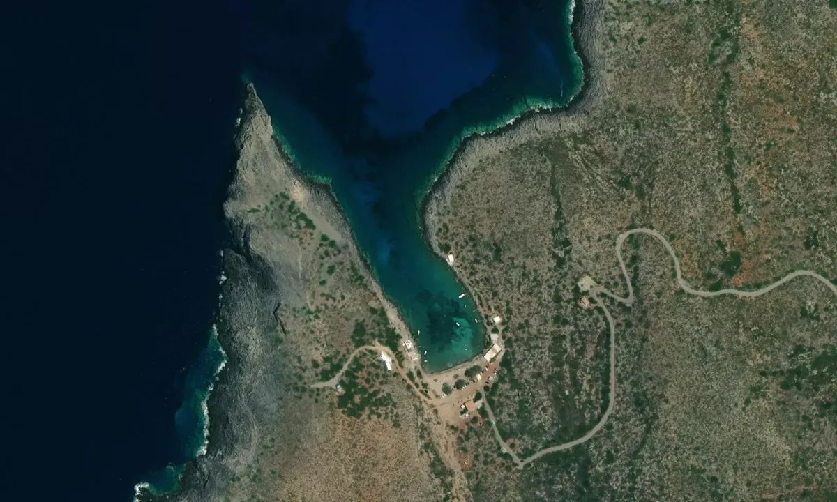 Flyfoto av Limnionas