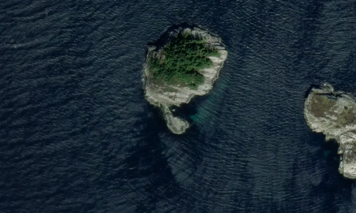 Satelite image of Litloksen