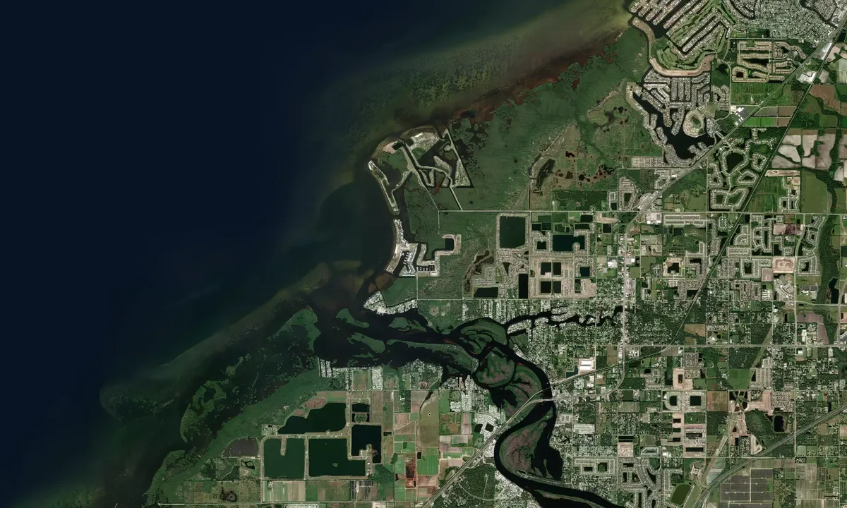 Flyfoto av Little Harbor Marinas (East Basin)
