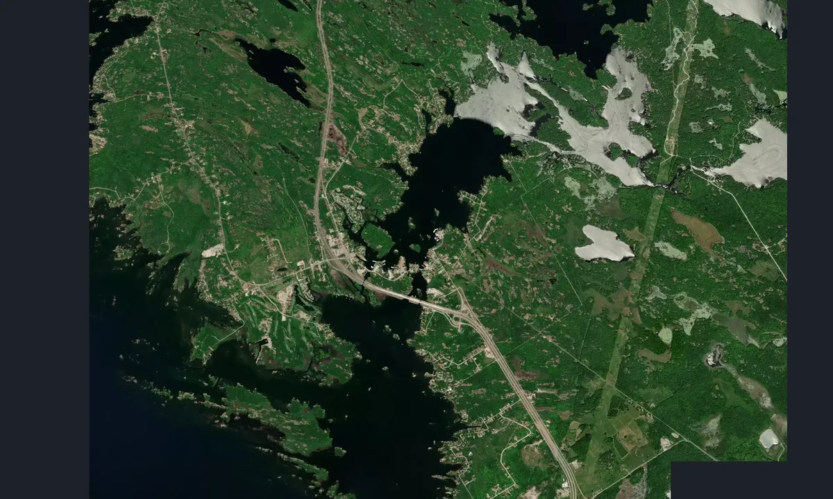 Flyfoto av Lock 45, Port Severn, Parks Canada
