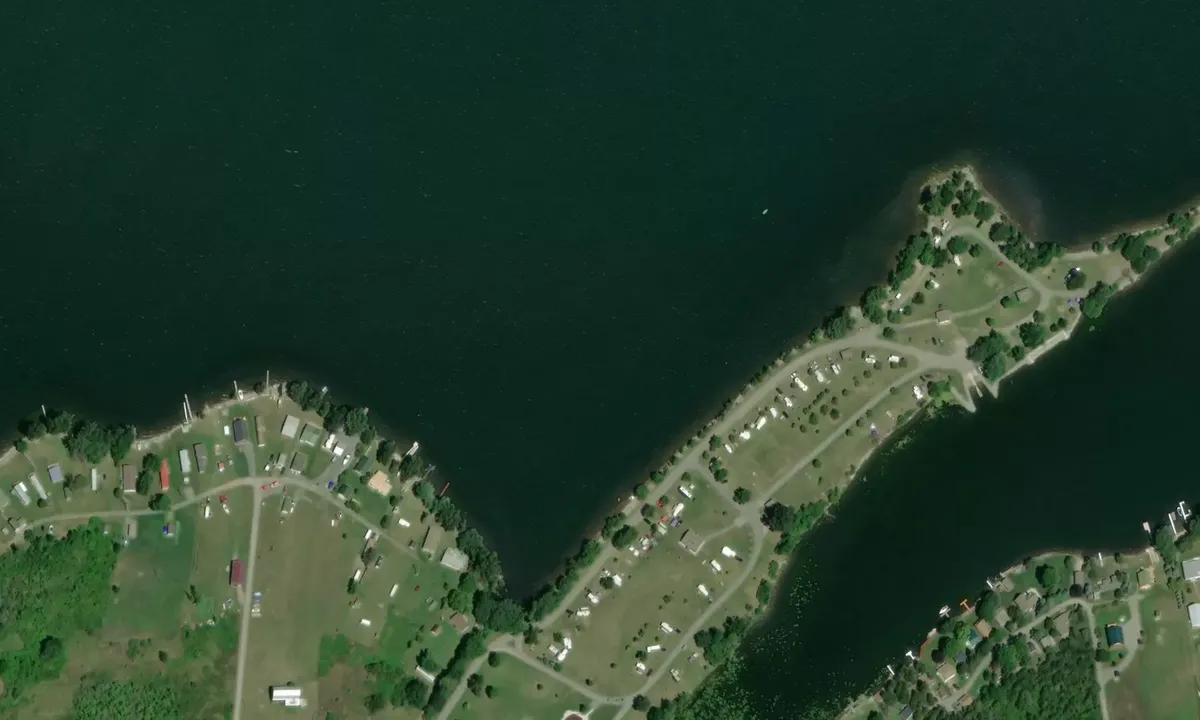Flyfoto av Long Point North Shore