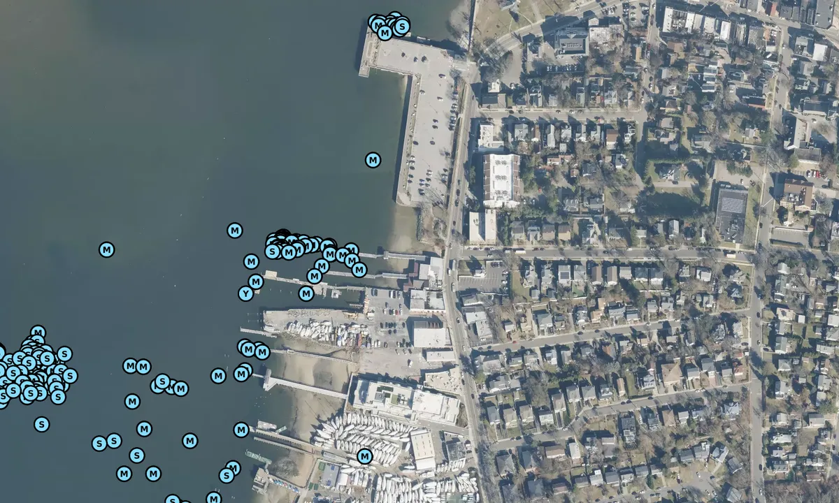 Satelite image of Louie's Oyster Bar and Grille