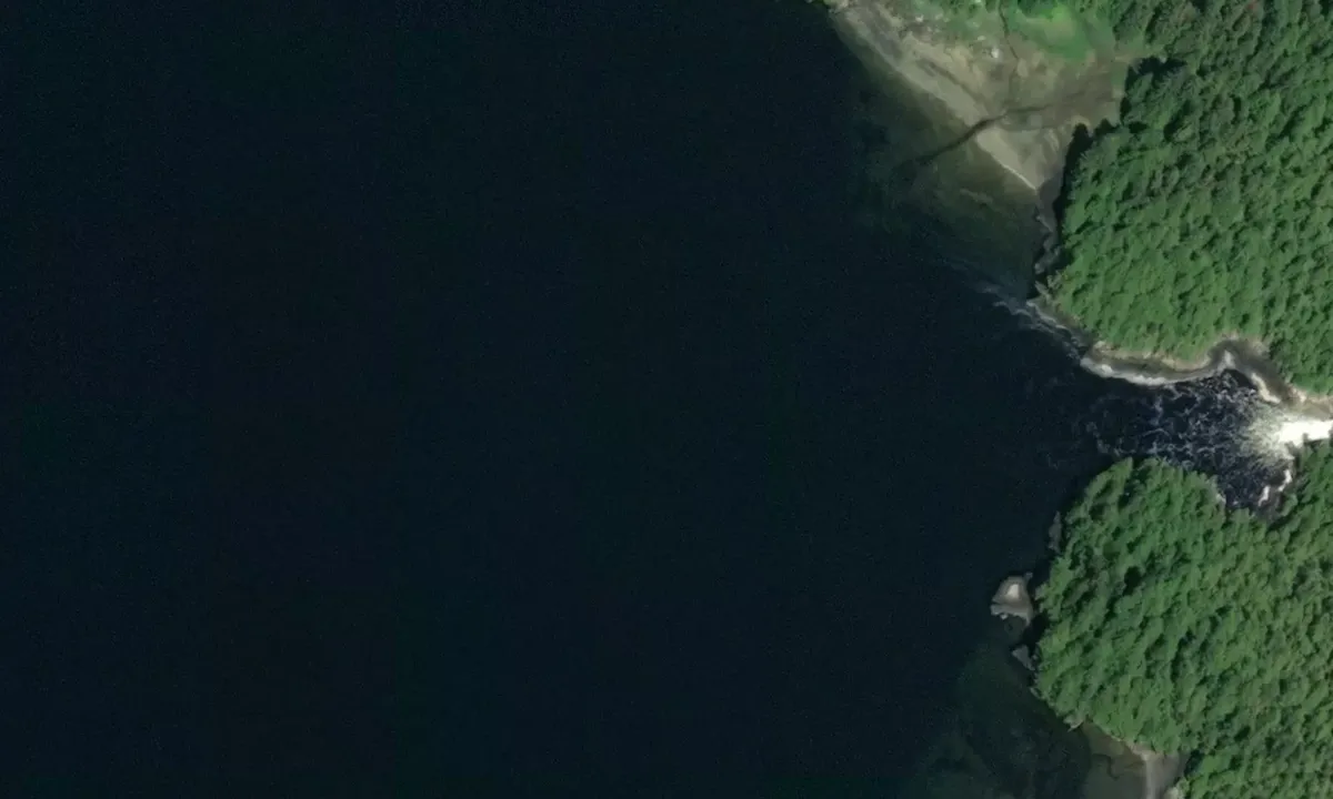 Satelite image of Lowe Inlet - Verney Falls