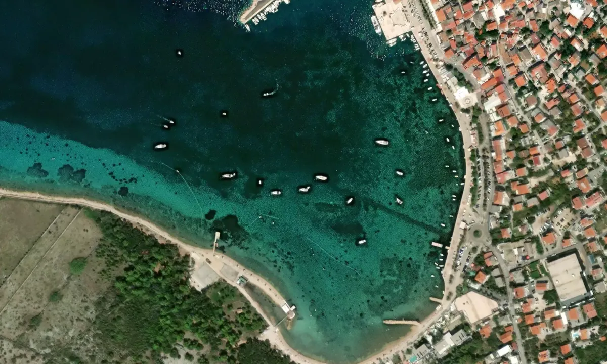 Flyfoto av Luka Novalia