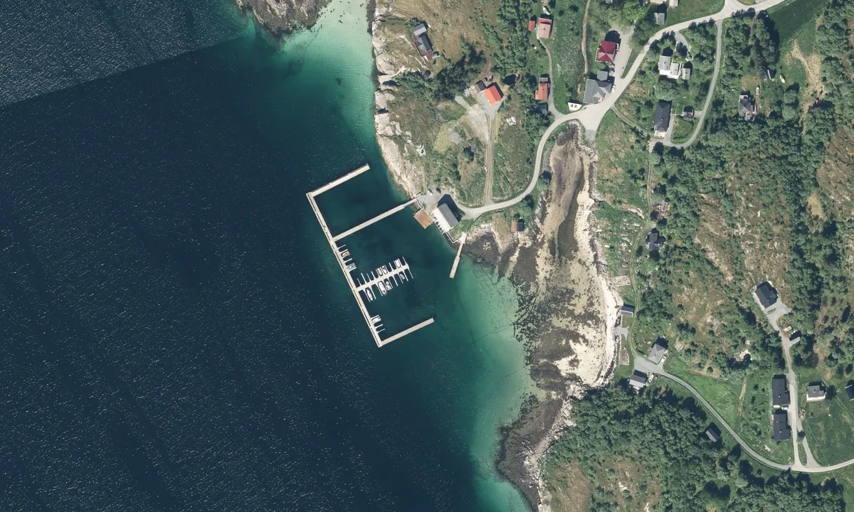 Flyfoto av Lurøy
