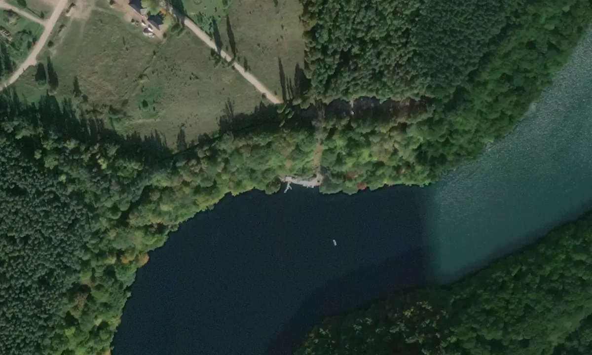 Satelite image of Luzinfähre & Bootsverleih Am Schmalen Luzin