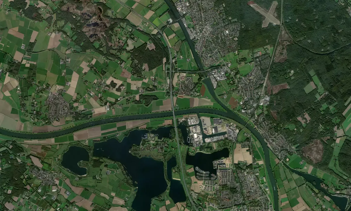 Flyfoto av Maas Waal Watersport Marina