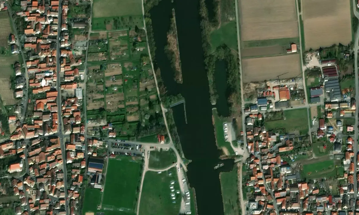 Flyfoto av Mainstockheim - Motor Yacht Club Ansbach
